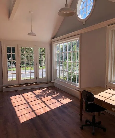 17 Wilton Rd W — Photo 1