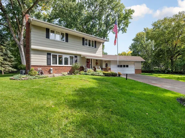 3192 Hafner Ct, Shoreview, MN 55126