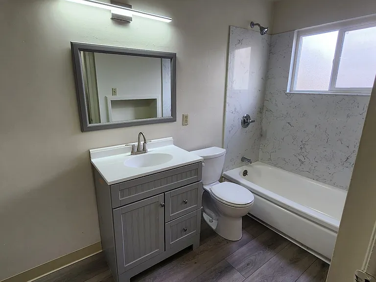 Park Villa Apartments — Photo 38