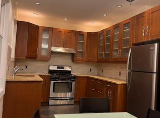 118 Armstrong Ave, Staten Island, NY 10308