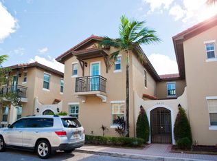 14620 SW 15th St, Hollywood, FL 33027