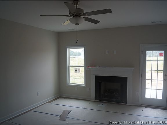 5th image of 620 Amusement Dr