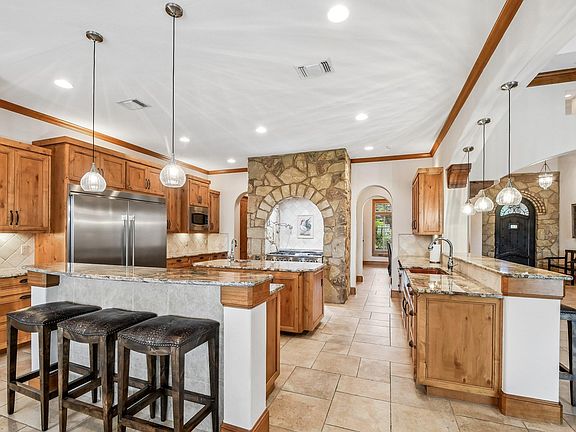 3rd image of 17701 Navigation Ln