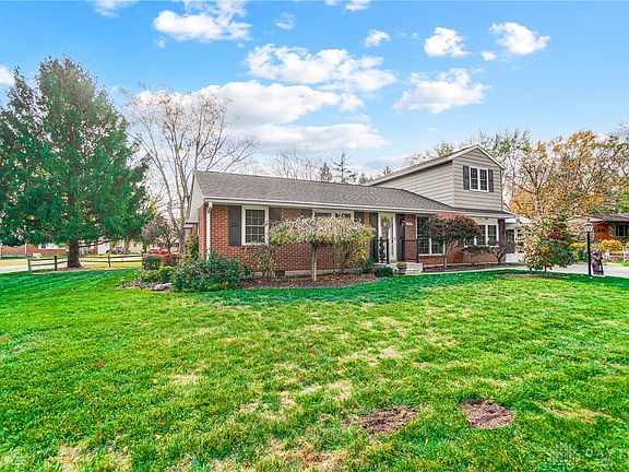 3rd image of 235 Northwood Dr