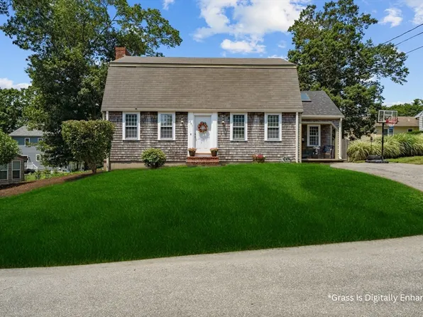 351 Natick St, New Bedford, MA 02745