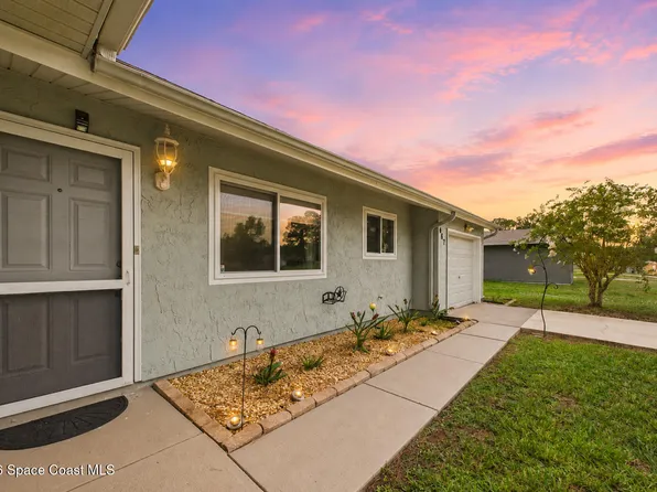 467 Grenadier Ave NW, Palm Bay, FL 32907