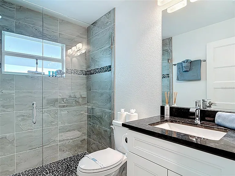 202 Long Meadow Ln — Photo 32