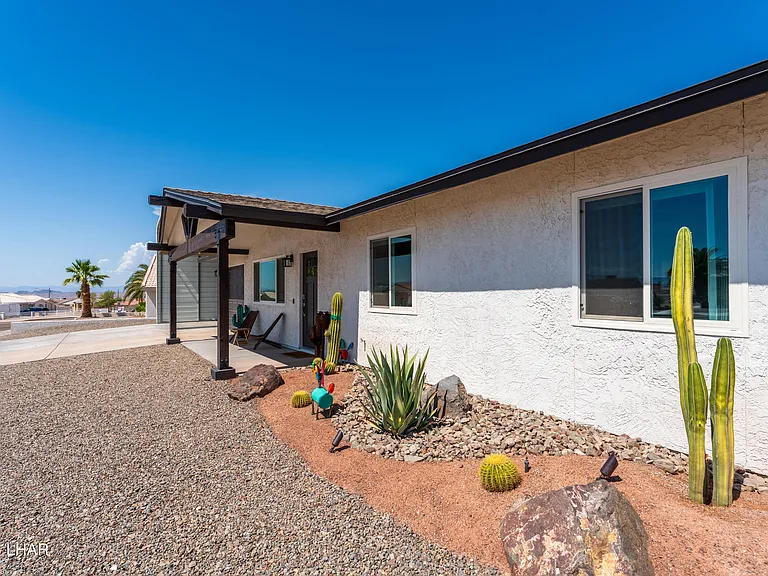 2345 Palo Verde Blvd N — Photo 14