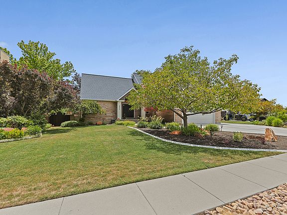 2nd image of 2515 W Jordan Ct
