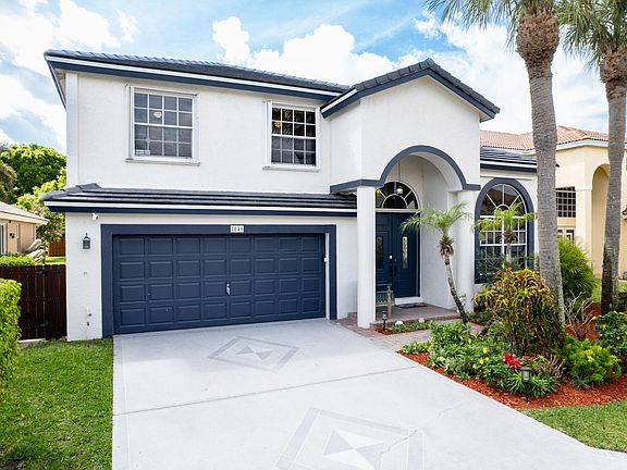 3rd image of 7040 Peninsula Lake Court