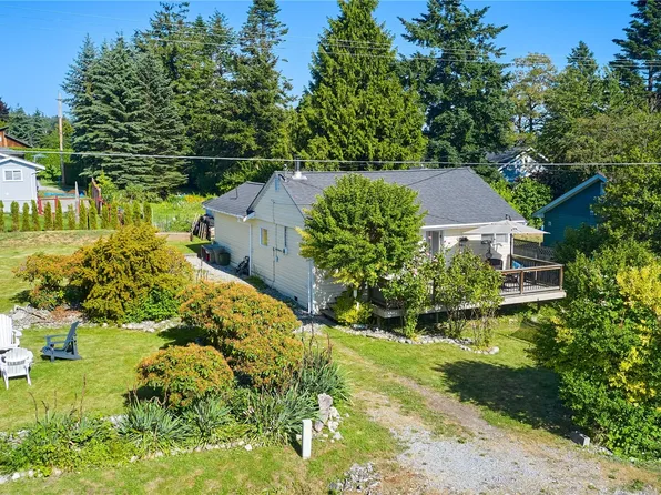 628 S Beach Road, Point Roberts, WA 98281