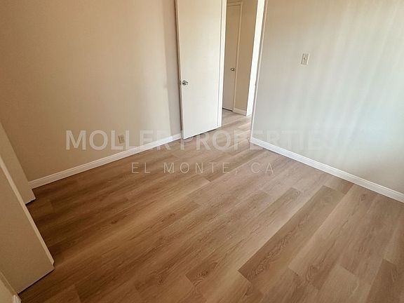 4th image of 11030-11034 Elliott Ave #Ell306