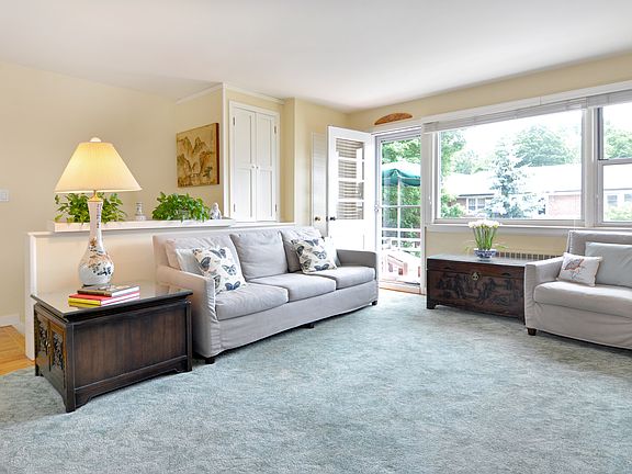 5th image of 202 S Buckhout St #202