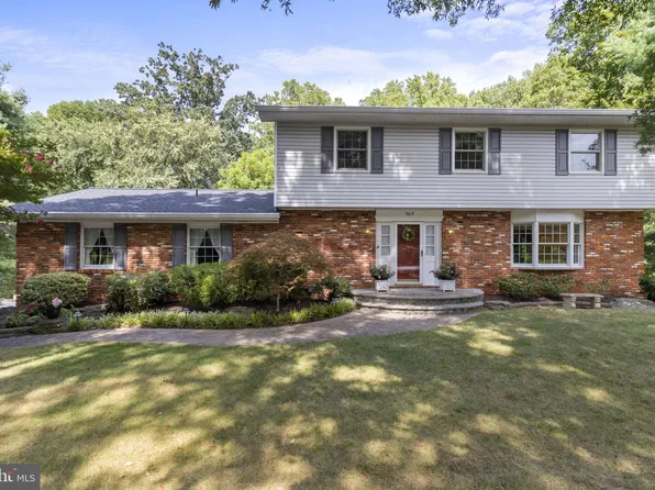 969 Lynch Dr, Arnold, MD 21012