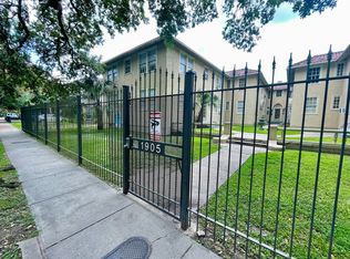 1905 S Carrollton Ave, New Orleans, LA 70118