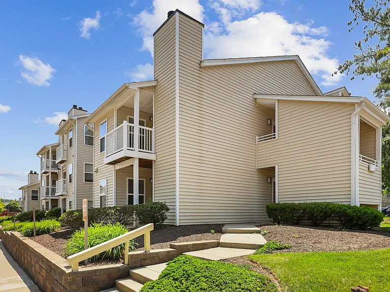 Stonecreek Club Apartments — Photo 10