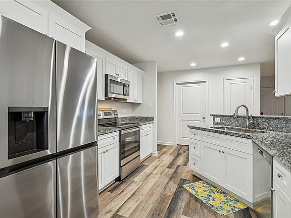 5th image of 70413 D St