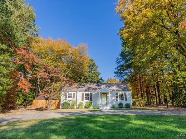 12410 Maple St, Ashland, VA 23005