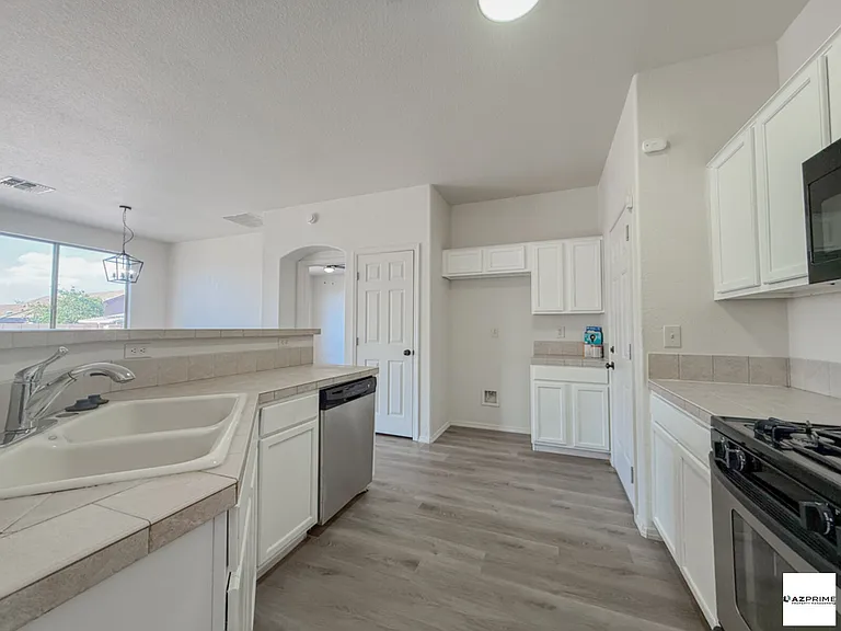 3420 W Avenida Bonita #_ — Photo 9