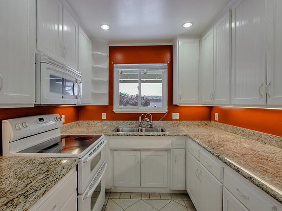 5th image of 5184 Amelia Dr