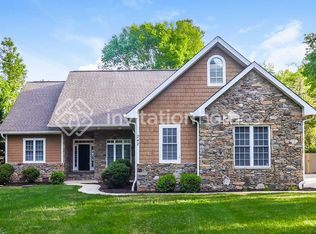 242 Chuckwood Rd, Mooresville, NC 28117