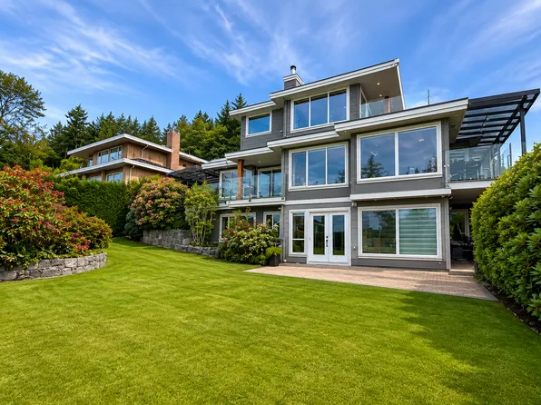 1580 Camelot Rd, West Vancouver, BC V7S 2M1