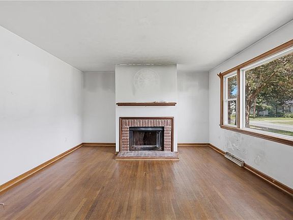 5th image of 5322 Arthur Cir