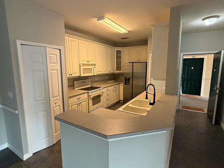 830 Airport Rd #314 — Photo 1