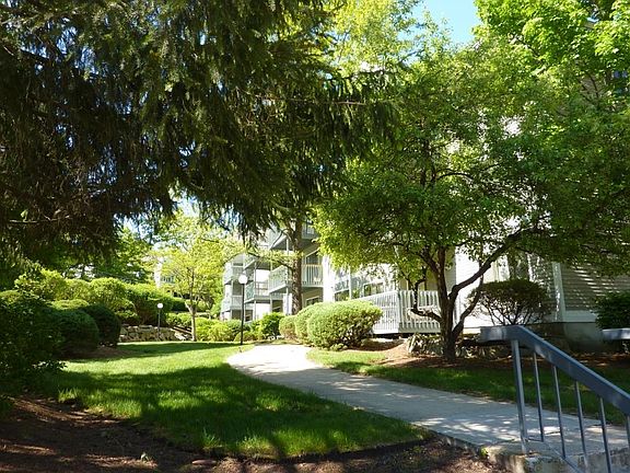 2nd image of 47 Dogwood Drive #107
