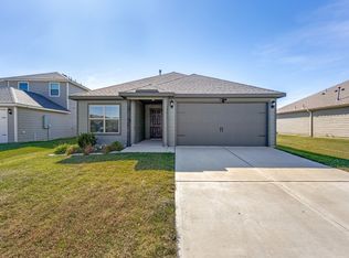 13611 Logan Pass Dr, Ponder, TX 76259