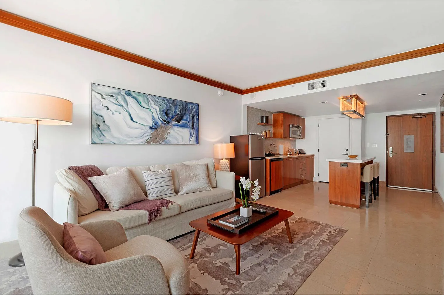1 bed, 1.0 bath, 548 sqft, $8,823 — Photo 4