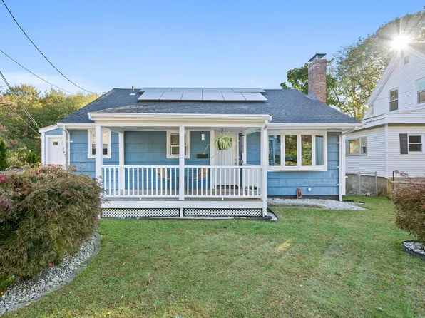 247 Howard St, Brockton, MA 02302