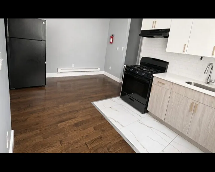 308 Renner Ave #2L — Photo 2
