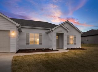 2456 N Traveller Dr, Columbia, MO 65202