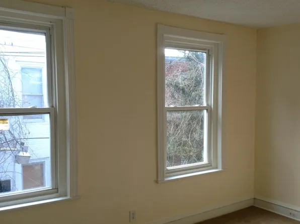 5530 Chew Ave, Philadelphia, PA 19138