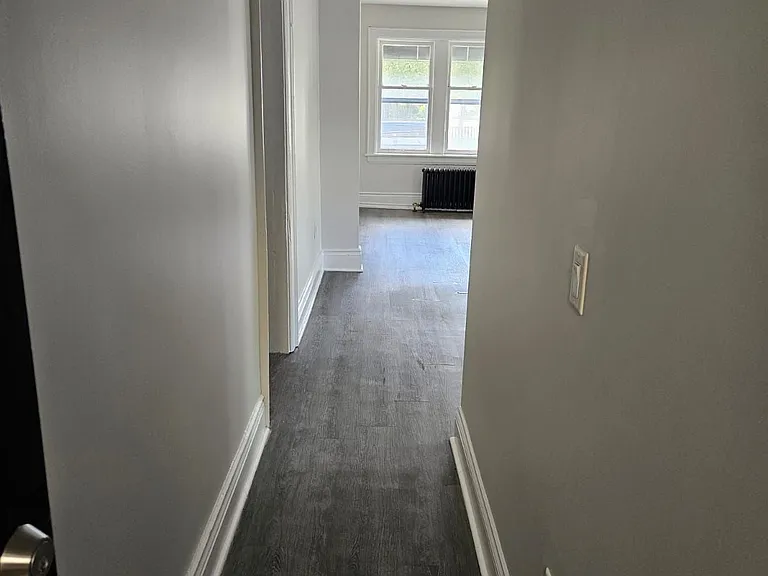 983 Main St E #1 — Photo 13