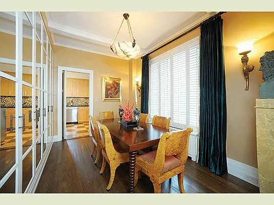 Sold by Stribling | media 3