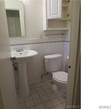 3rd image of 1043 W Puente Ave