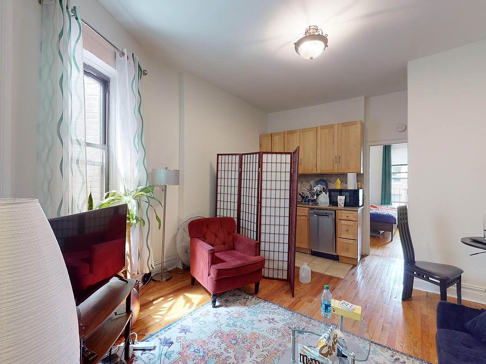 1st image of 1443 York Ave APT 5S