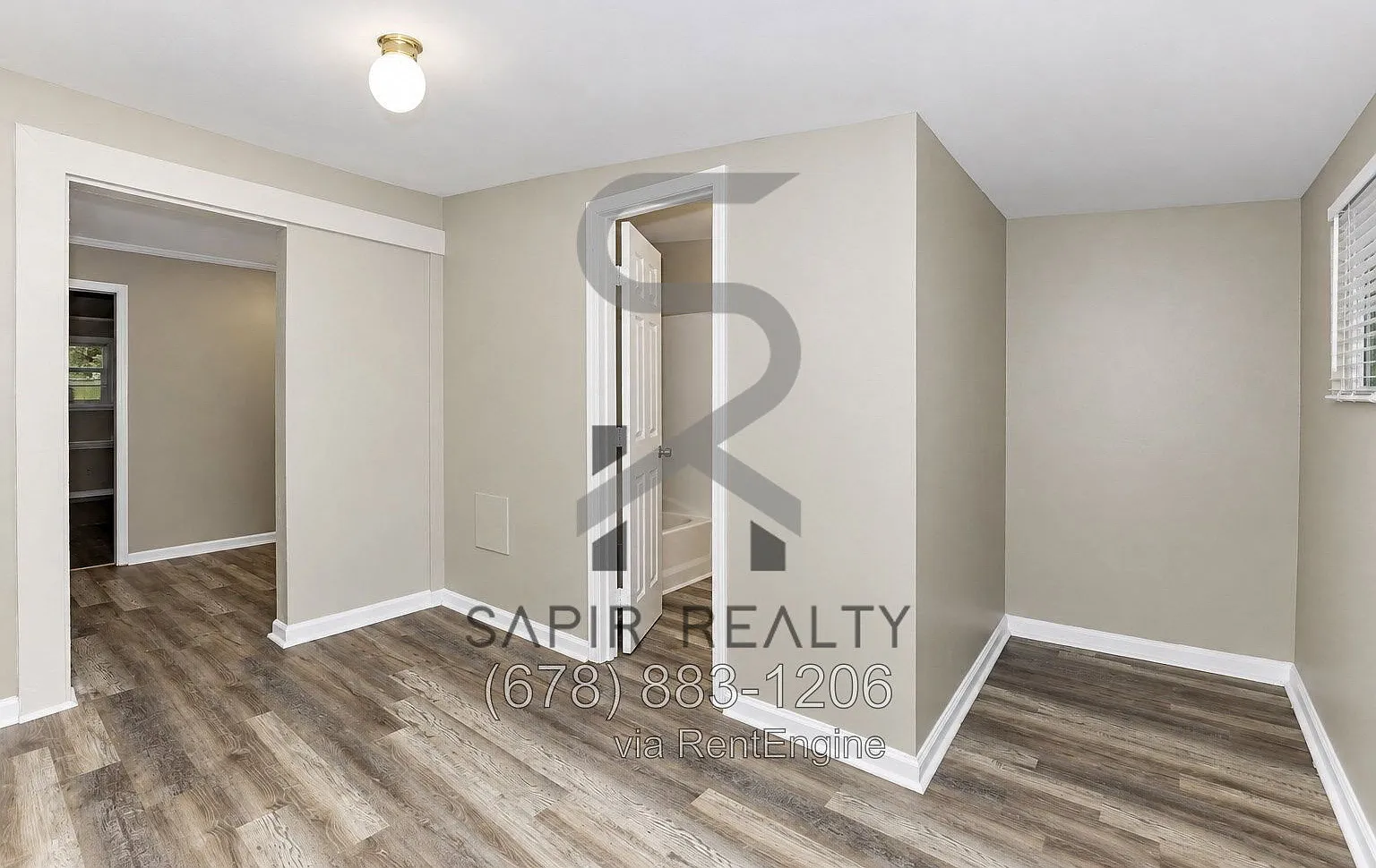 3 bed, 2.0 bath, 1036 sqft, $1,950 — Photo 4