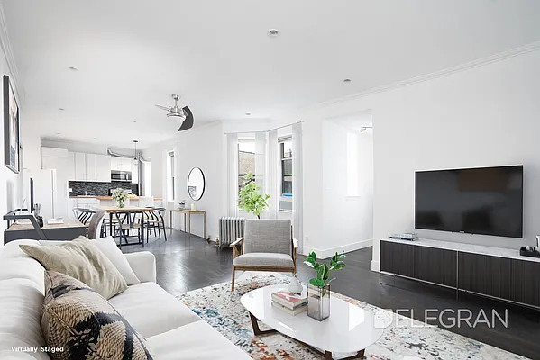 Rented by (Legacy) Elegran | media 10