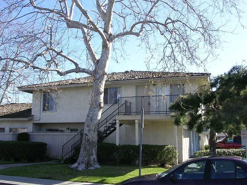 1st image of 2738 Bolker Dr
