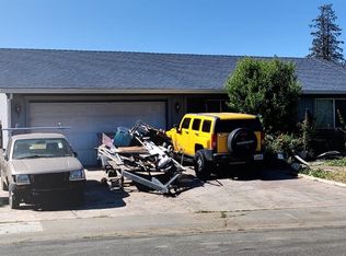 6 Bluestone Ct, Sacramento, CA