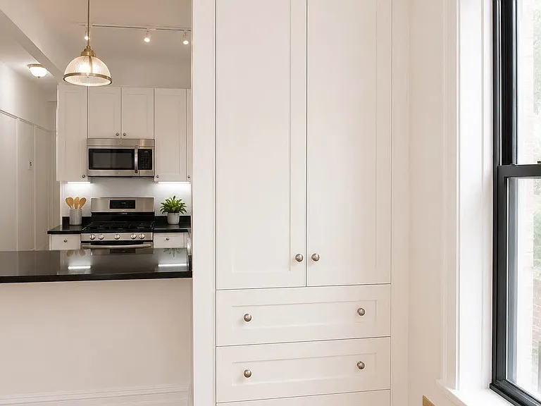 208 Prospect Park W #4B — Photo 8