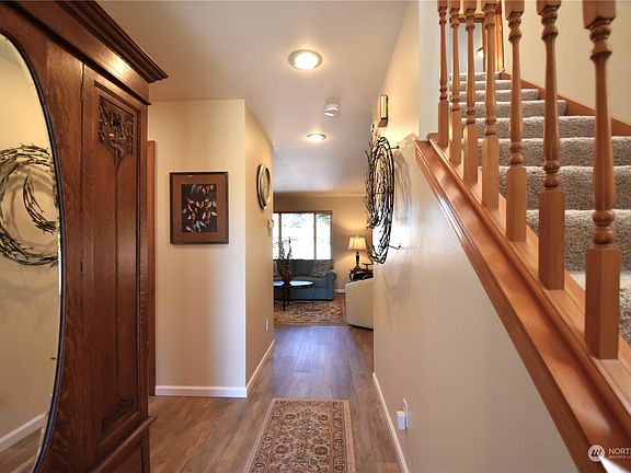 4th image of 15265 Hilding Drive SE