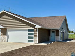 1821 W 6th St #7, Storm Lake, IA 50588