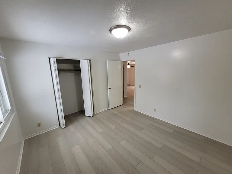 55589 Red Arrow Hwy #1 — Photo 12