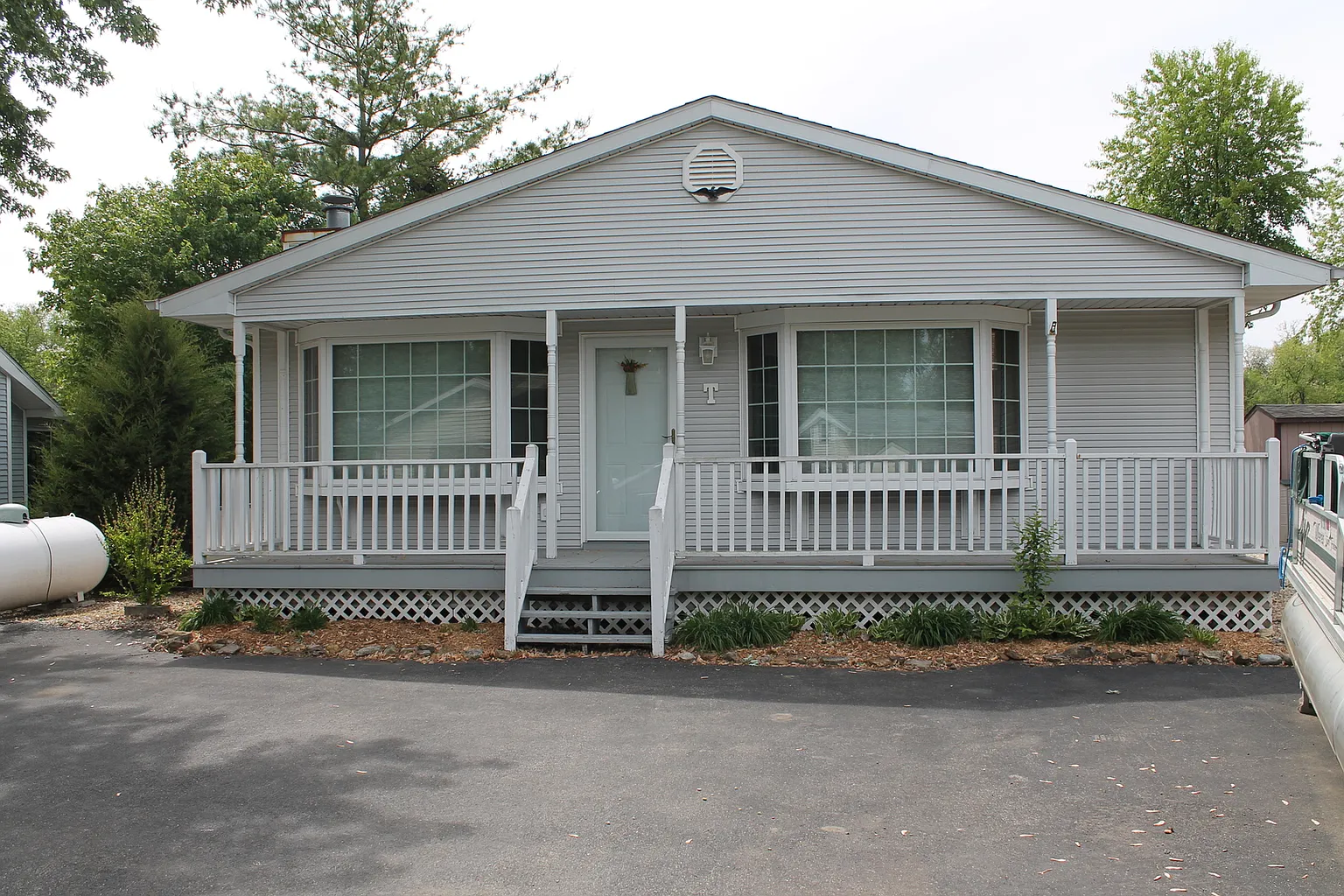 210 Fossil Cove Ln photo 1