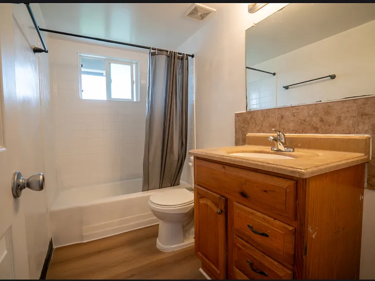1125 N Mayfair Ave #7 — Photo 7