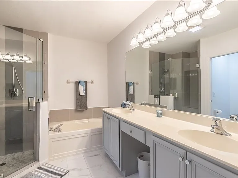 6817 Sterling Greens Dr #102 — Photo 12